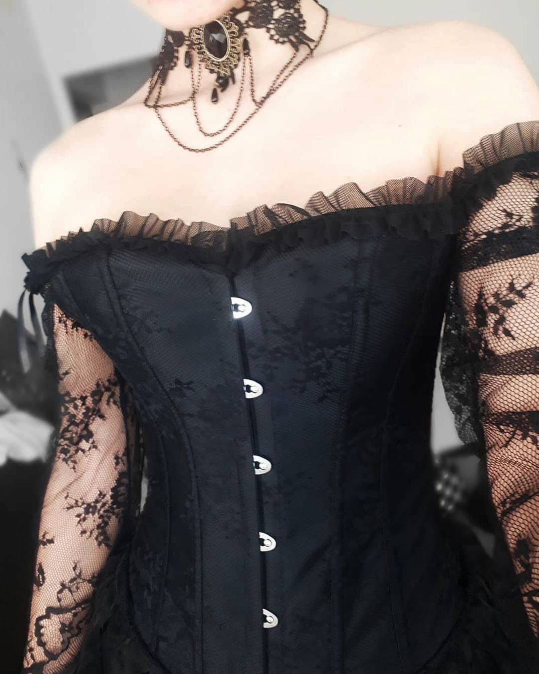 Women Black Queen Mini Dress
