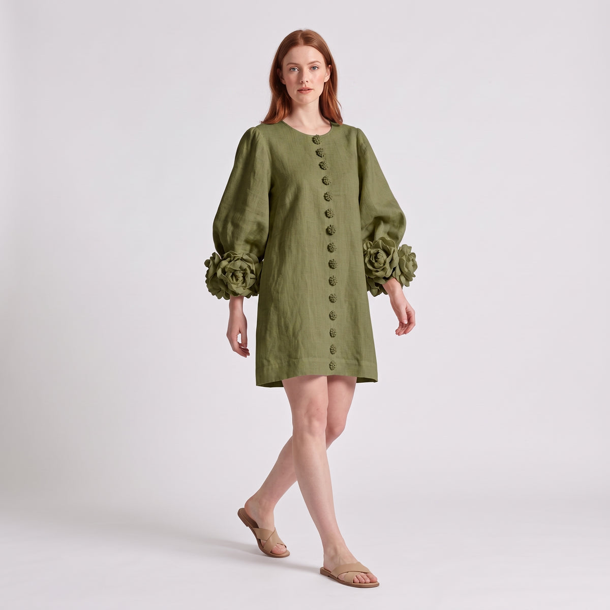 Brown dress with floral print and button-down mini length — Olive