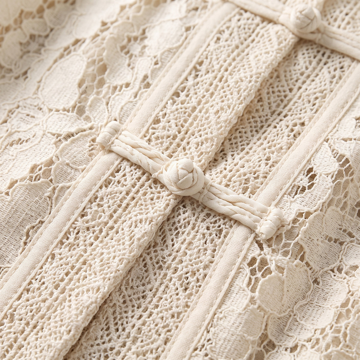Mock Neck Lace Blouse — WHITE